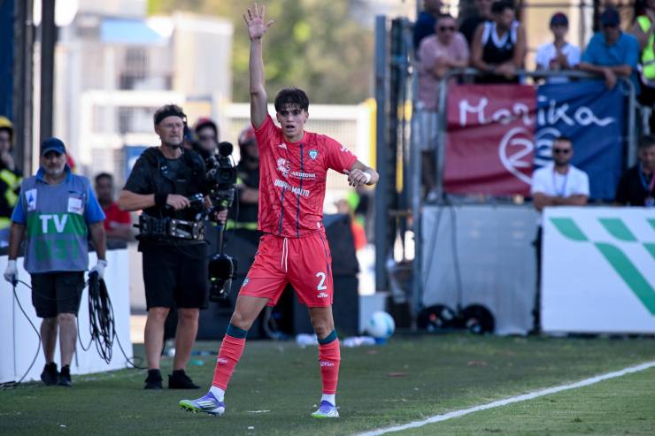 Palestra in campo con il Cagliari
