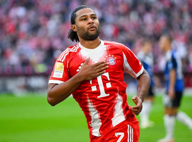 Gnabry esulta dopo una rete