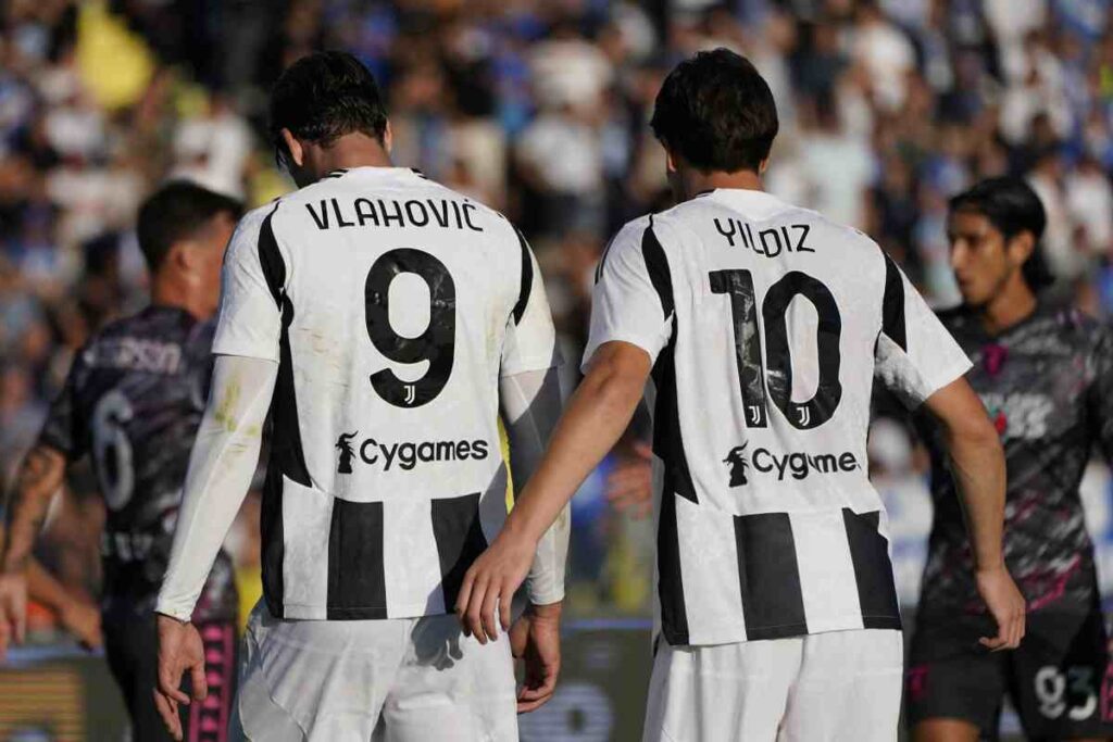 Yildiz e Vlahovic