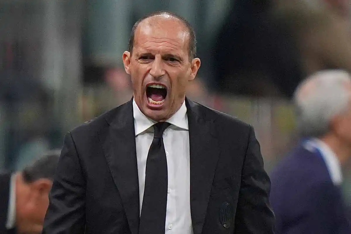 Allegri arrabbiato a bordo campo