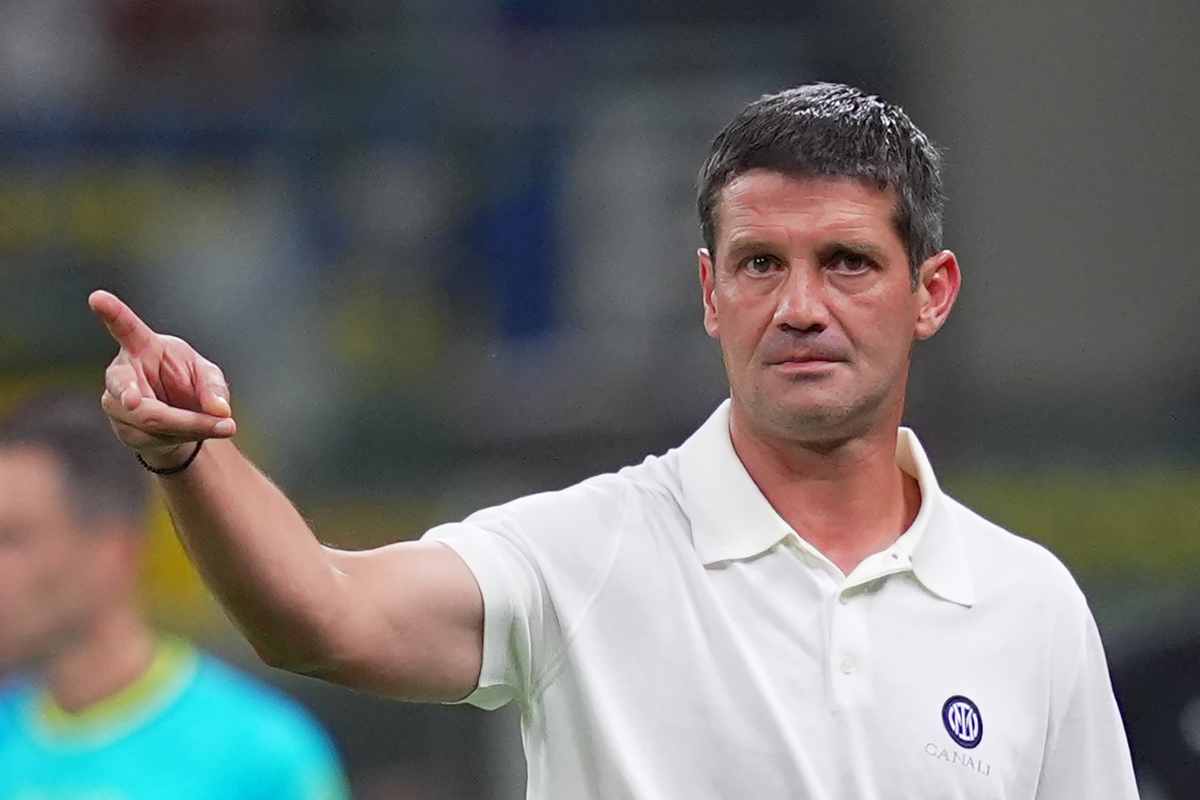 Chivu serio
