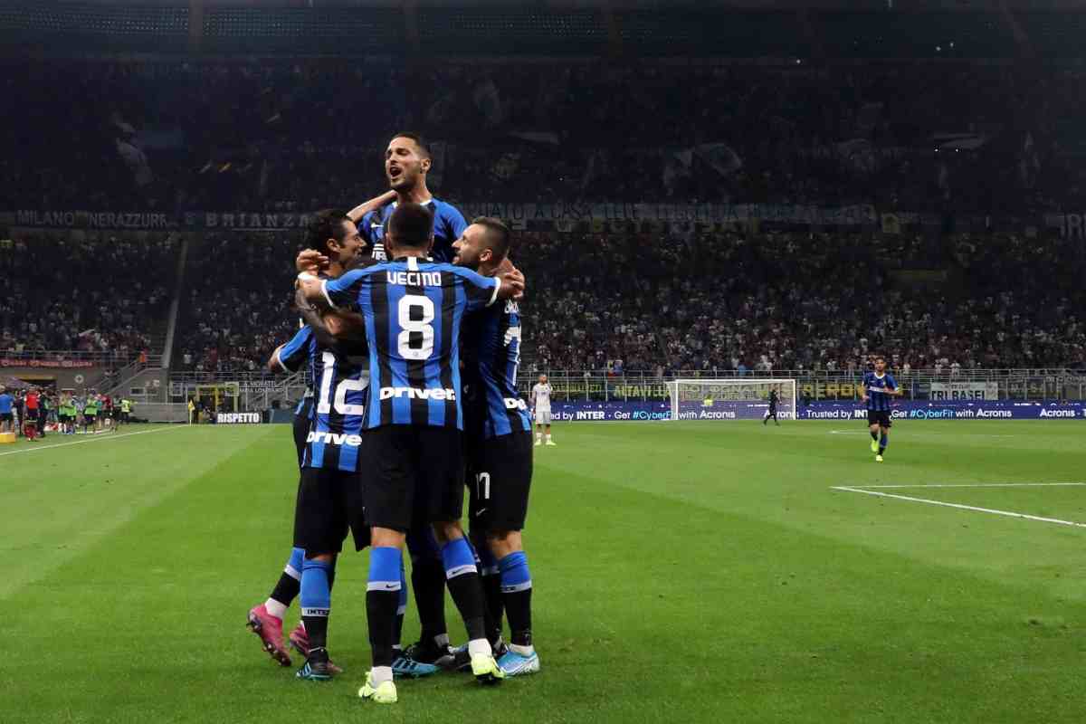 “Mollo tutto e apro un chiringuito”, la curiosa scelta dell’ex Inter: a 30 anni riparte da Cipro