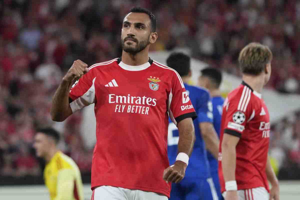 Pavlidis con il Benfica