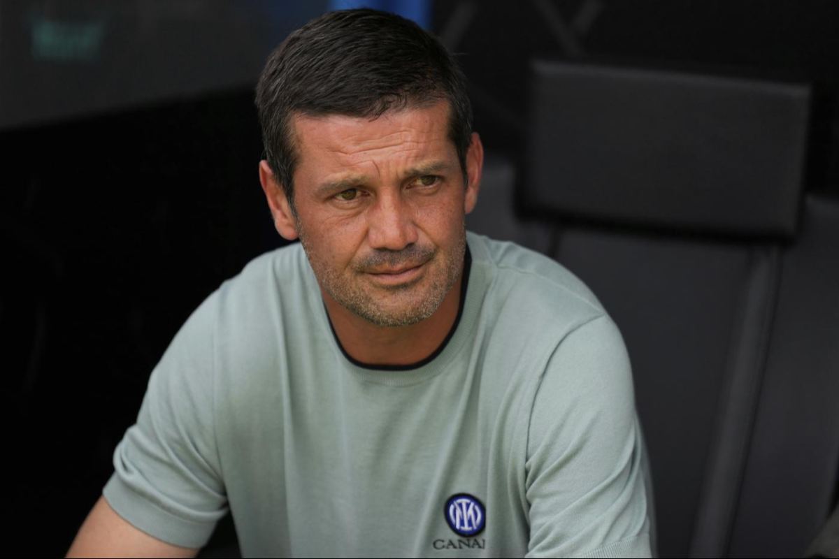 basta buttare i milioni i tifosi interisti non ci stanno chivu deve decidere