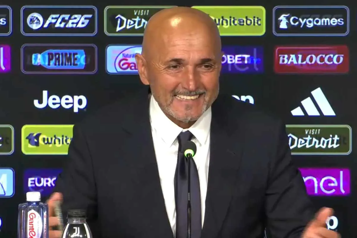 Luciano Spalletti nel corso della conferenza stampa di presentazione da nuovo allenatore della Juventus