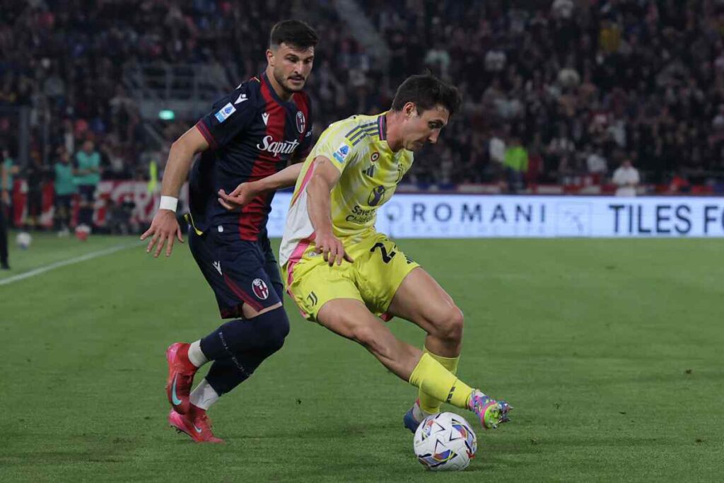 Orsolini in campo con Cambiaso