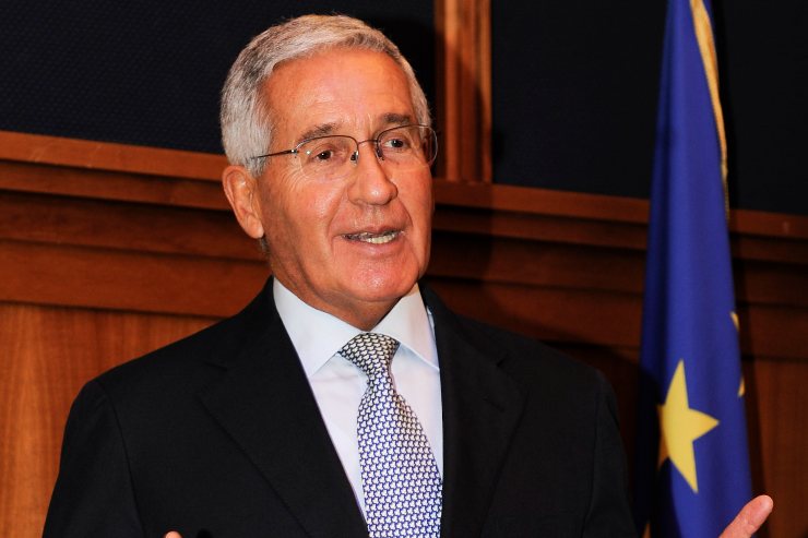 Lo sport saluta De Adamich